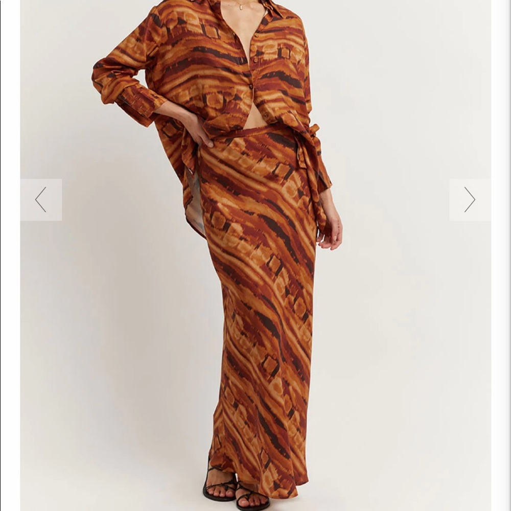 NWT DISSH SS22 - Alex Brown Watercolor Shirt and Midi skirt SOLDOUT! - Picture 6 of 16